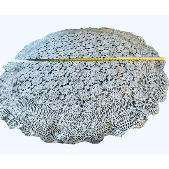 Handmade Round Crochet Tablecloth 56" Dia. Cotton & Ramie Blend Vintage - Picture 4 of 11
